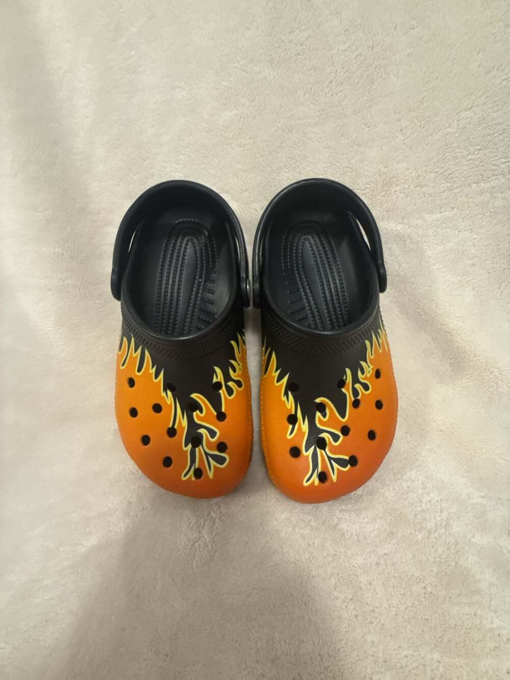 Crocs Classic Flame Clogs Size J1 Black